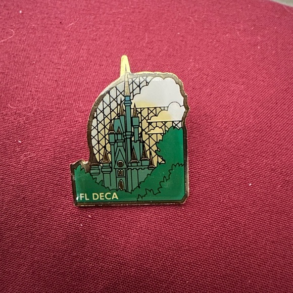 pin centives | Other | Florida Deca Lapel Pin | Poshmark